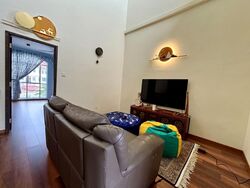 Flora Road (D17), Terrace #552025931